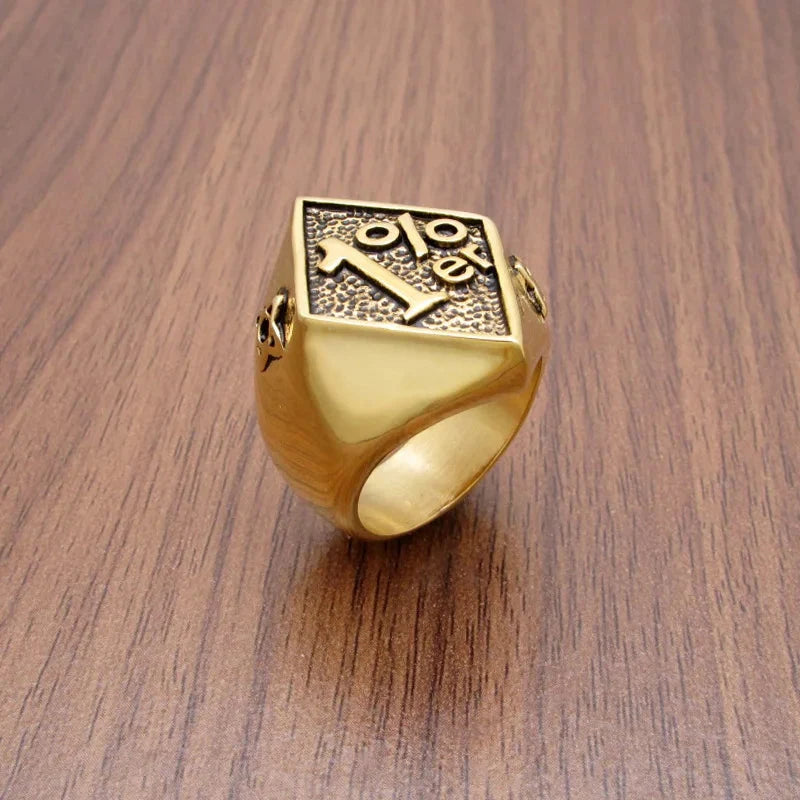 1% er Signet Ring — dettaglio