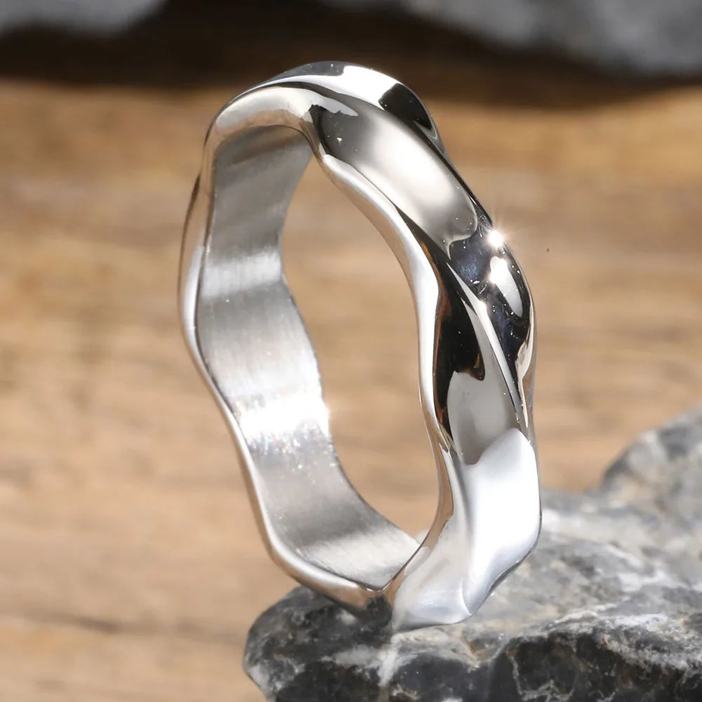 Abstract Y2K Twisted Ring — dettaglio