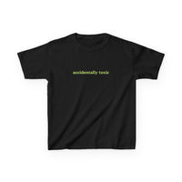 Accidentally Toxic Brat Baby Tee — vista posteriore