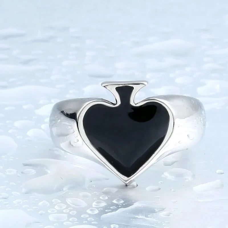 Ace of Spades Ring — vista posteriore