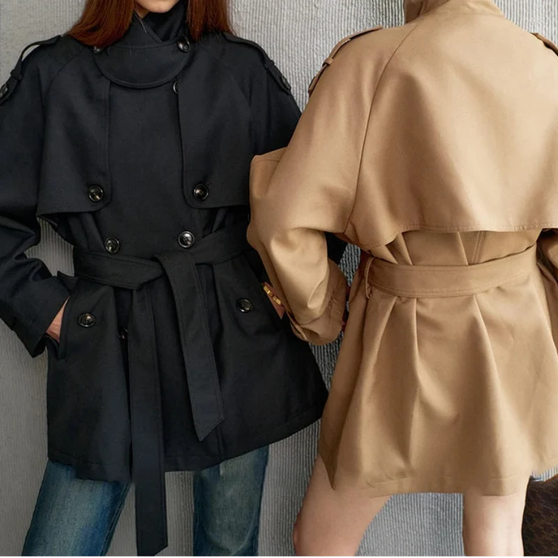 Autumnal Y2K Double Breasted Belt Trench Coat — dettaglio del tessuto