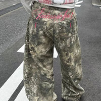 Baggy Y2K Pink Embroidered Camouflage Jeans — vista frontale