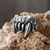 Bear Teeth Ring — dettaglio