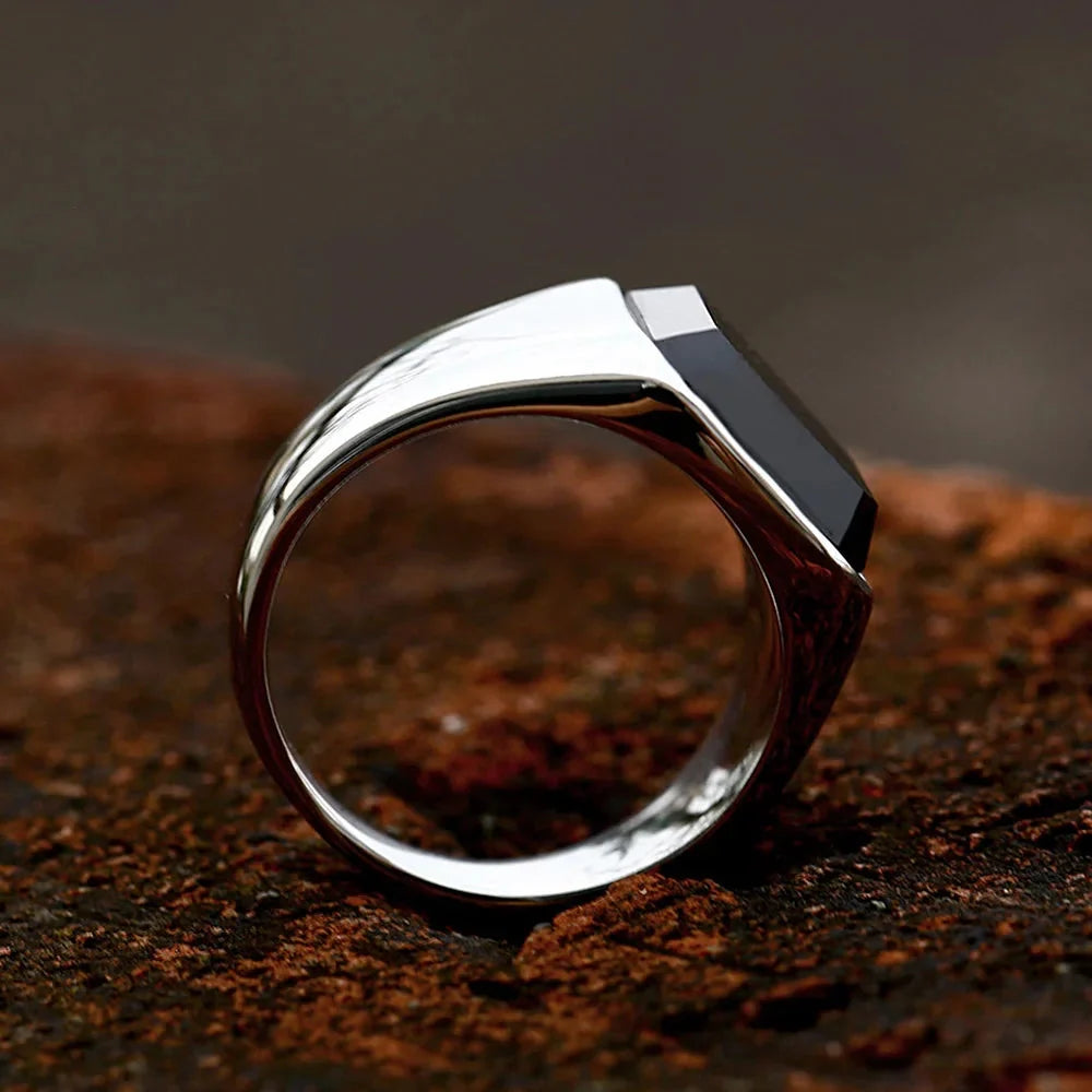 Black Agate Stone Ring — dettaglio della stampa