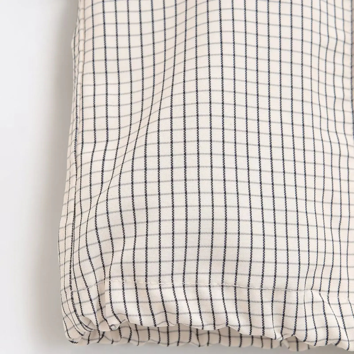 Bow Y2K Plaid Zip Up Windbreaker Jacket — dettaglio della stampa
