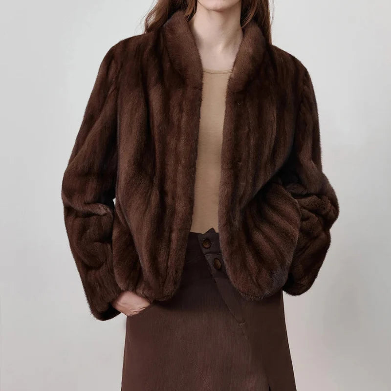 Chic Y2K Soft Faux Fur Coat Jacket — vista laterale