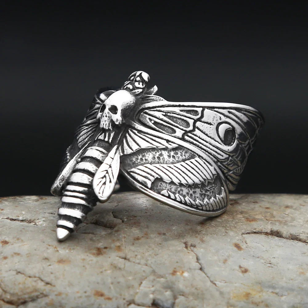 Chunky Y2K Gothic Butterfly Ring — dettaglio della stampa