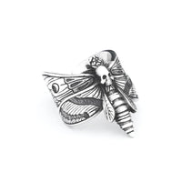 Chunky Y2K Gothic Butterfly Ring — vista frontale