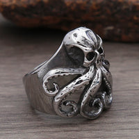 Chunky Y2K Pirate Skull Octopus Ring — in alternativa