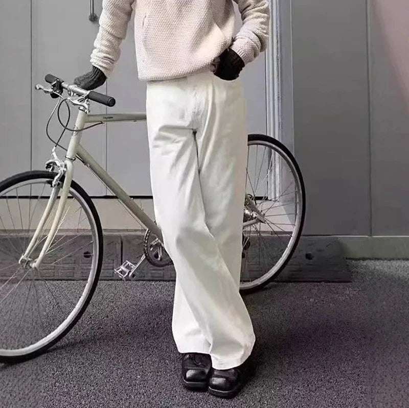 Classic Y2K Essential White Denim Jeans — vista posteriore