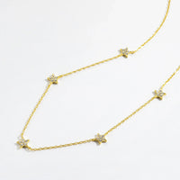 Dainty Stair Charm Jewellery — vista laterale