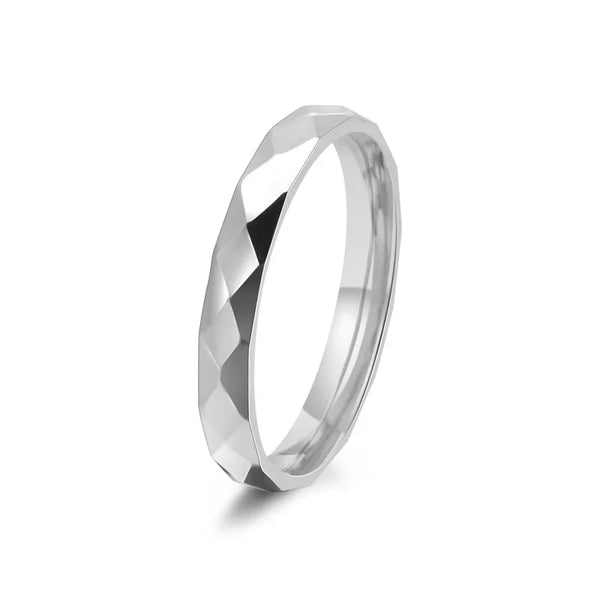 Dainty Thin Rhombus Ring — vista frontale