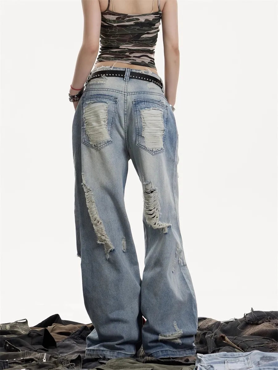 Distressed Y2K High Waist Flared Jeans — in alternativa