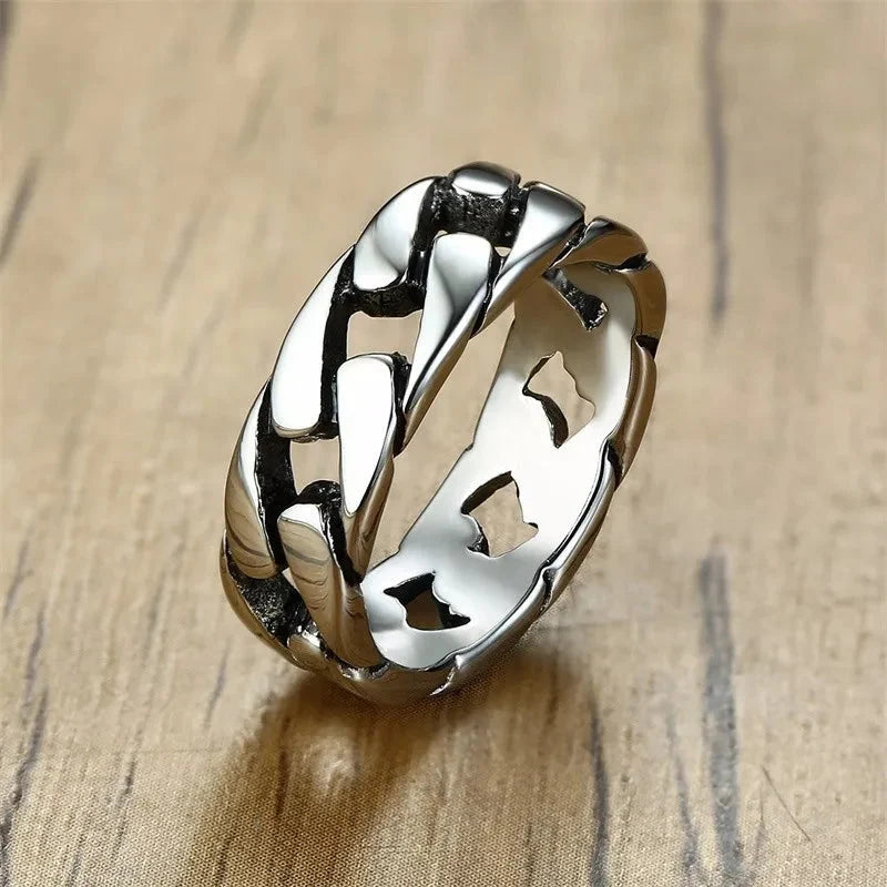 Essentials Curb Chain Ring — dettaglio della stampa