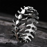 Vertebrae Band Ring — vista laterale