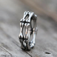 Vertebrae Band Ring — vista frontale