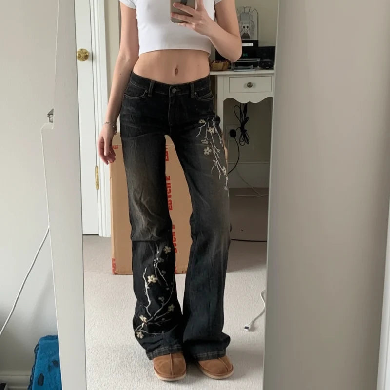Floral Embroidered Y2K Vintage Flared Jeans — vista posteriore