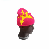 Gothic Y2K Shuriken Graphic Beanie — in alternativa