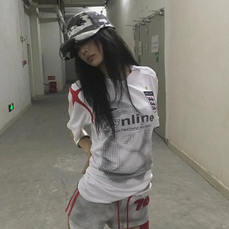Grunge Y2K Aesthetic Football Jersey — vista posteriore