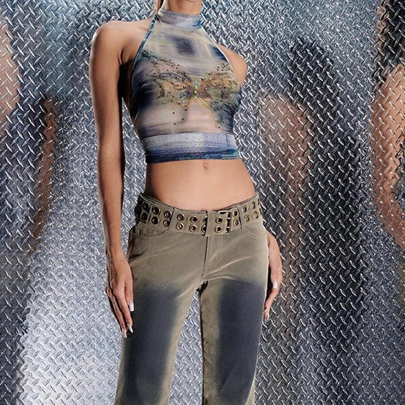 Grunge Y2K Rhinestone Butterfly Crop Halter Top — vista posteriore