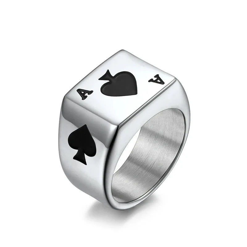 Hearts And Spades Signet Ring — vista frontale