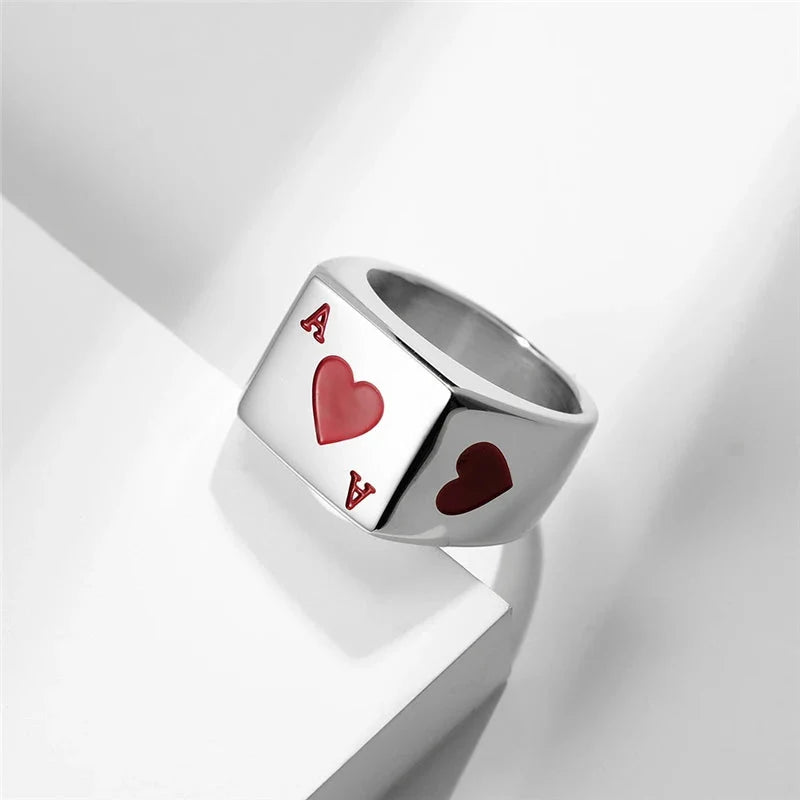 Hearts And Spades Signet Ring — dettaglio