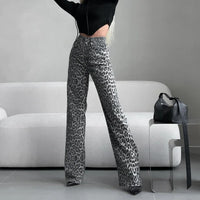High Waist Y2K Snow Leopard Print Flares — dettaglio