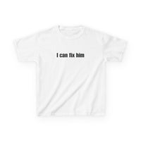 I Can Fix Him Brat Baby Tee — dettaglio