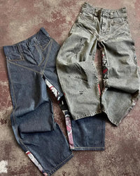 Japanese Embroidered Y2K Jeans — dettaglio della stampa