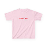 Kinda Hot Brat Baby Tee — in alternativa