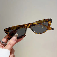 Leopard Pint Y2K Cat Eye Sunglasses — vista posteriore