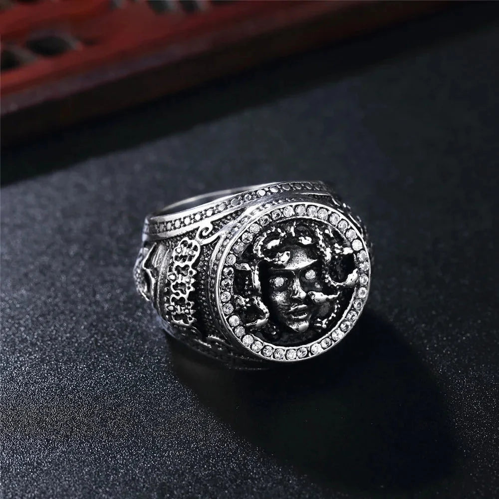 Medusa Snake Ring — vista posteriore