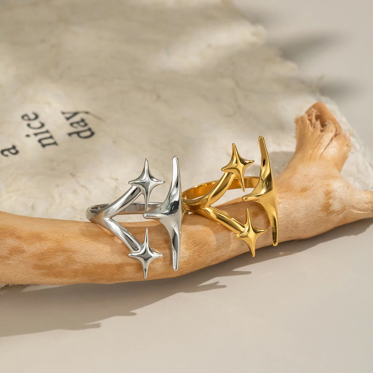 Minimalist Y2K Metal Star Open Ring — vista laterale