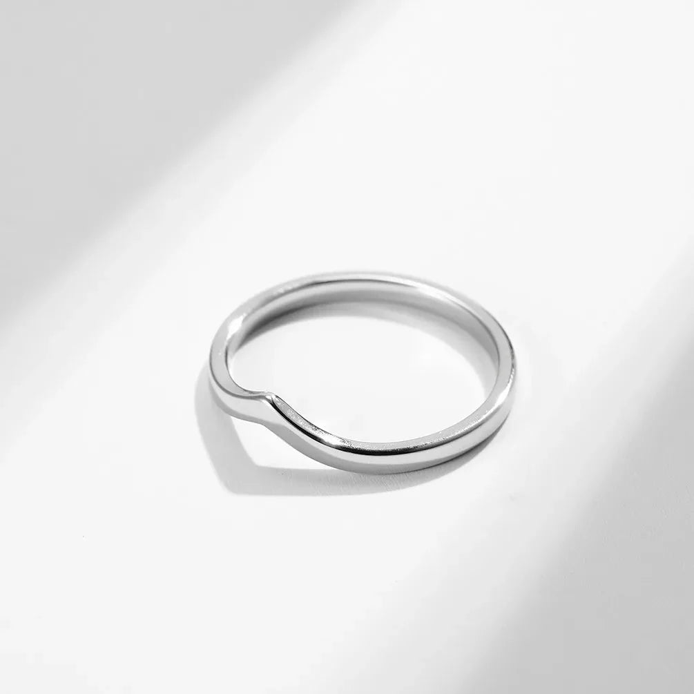 One V Shape Ring — vista completa