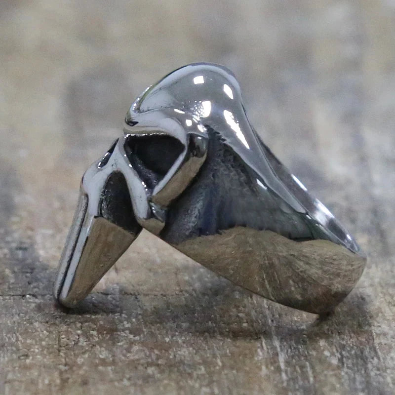 Punisher Skull Ring — vista posteriore