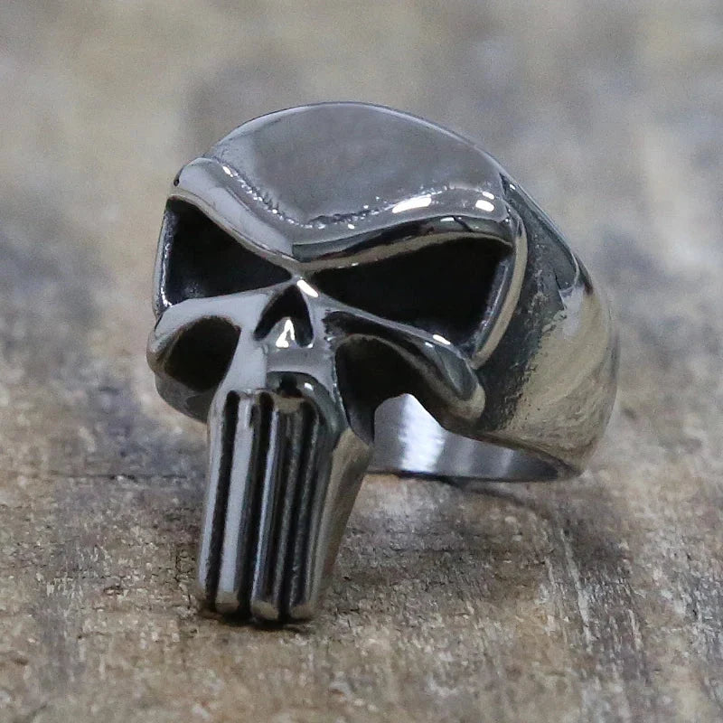 Punisher Skull Ring — vista frontale