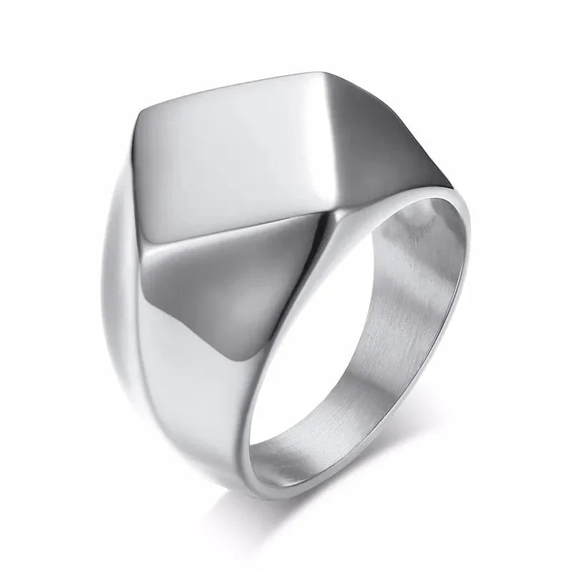 Quadrangle Flat Top Signet Ring — vista posteriore
