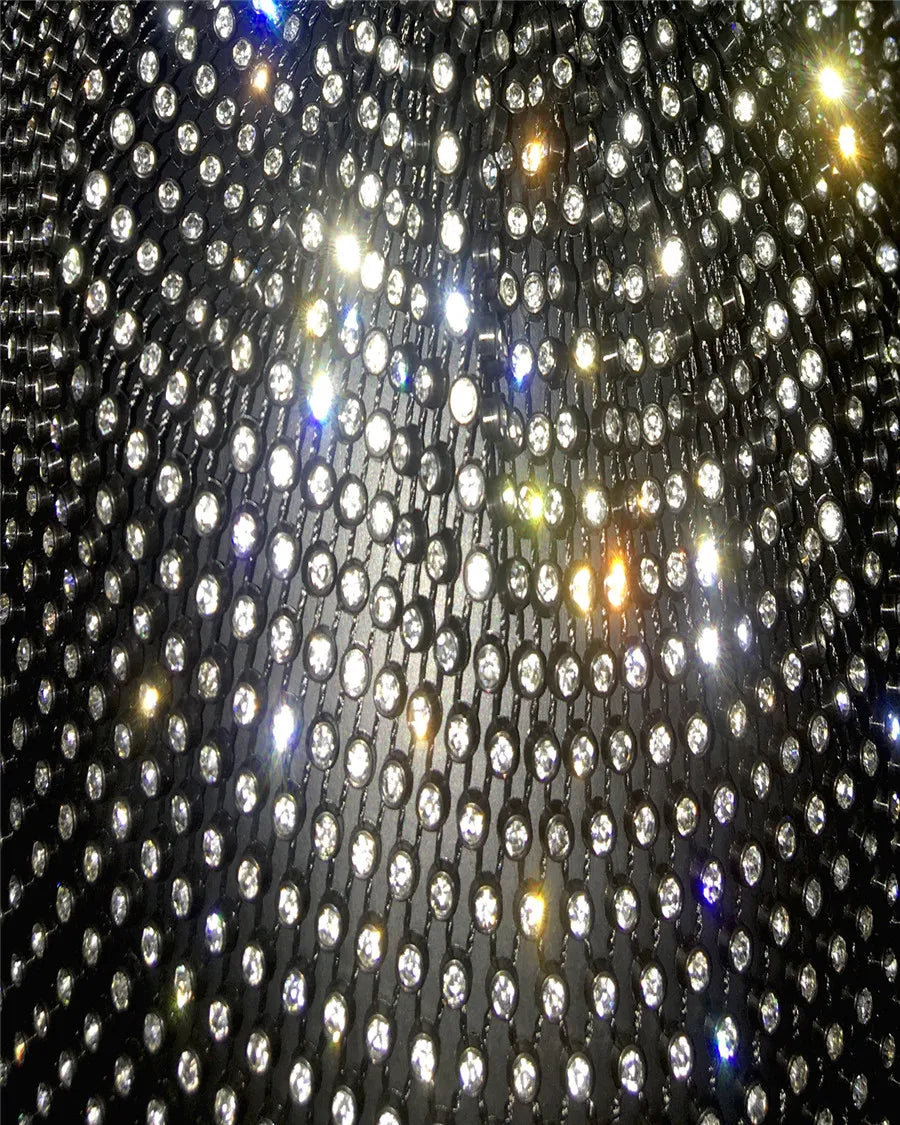 Rave Y2K Sparkly Rhinestone Diamond Balaclava Hat — in alternativa