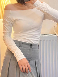 Raw Hem Y2K Slim Cropped Long Sleeve Top — vista laterale