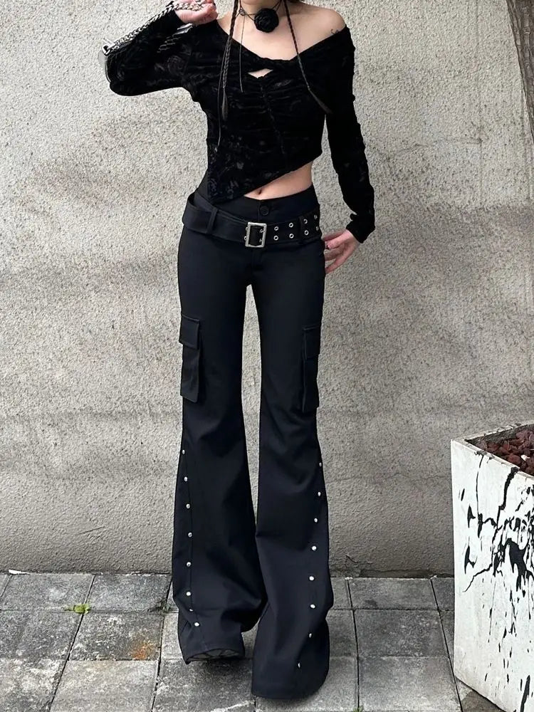 Retro Grunge Y2K Rivet Design Belt Flared Jeans — vista posteriore