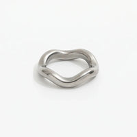 Rocking Waves Ring — vista posteriore