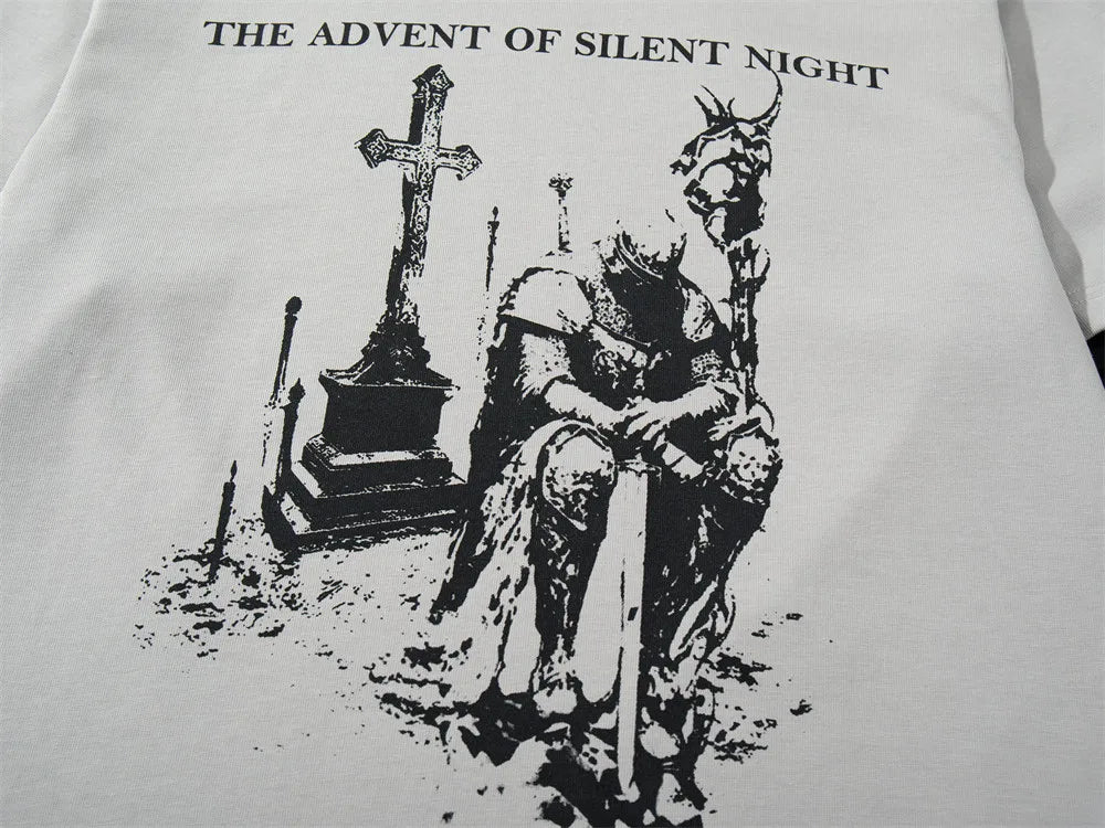 "Silent Knight" Graphic Y2K Mock Layered Long Sleeve Top — dettaglio