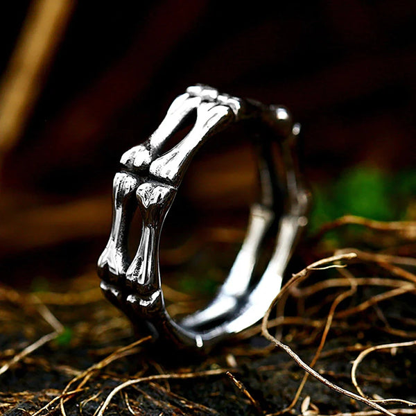 Skeleton Bone Ring — vista frontale