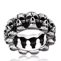 Skull Repeat Band Ring — vista posteriore