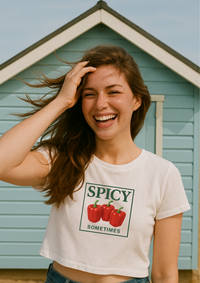 Sometimes Spicy Graphic Baby Tee — dettaglio del tessuto