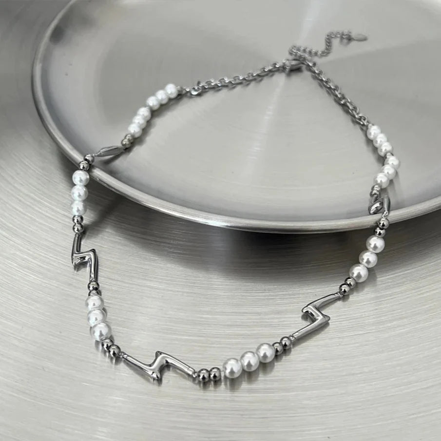 Splicing Lightning Imitation Pearl Necklace & Bracelet — dettaglio della stampa