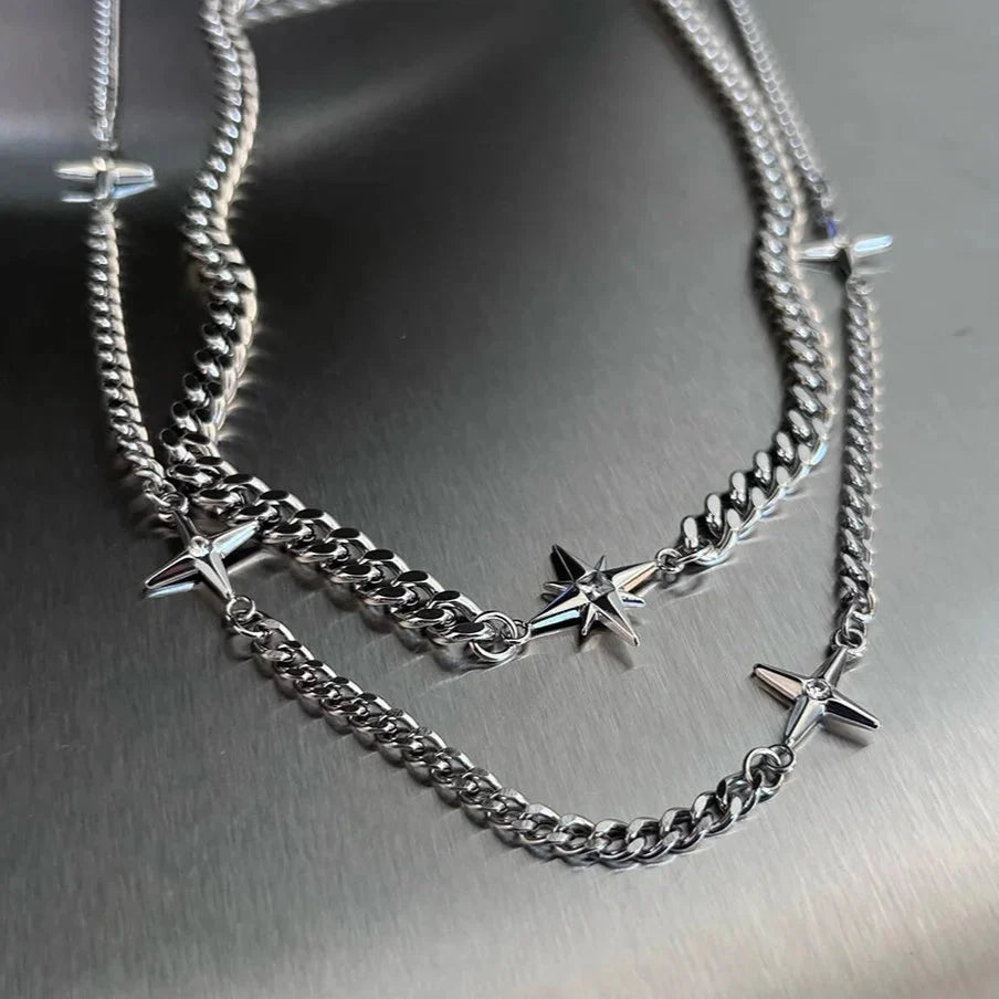 Stars and Stars Necklace — vista laterale