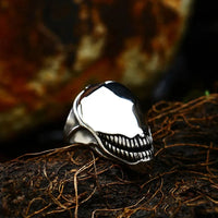 Steel Soldier Alien Skull Ring — in alternativa
