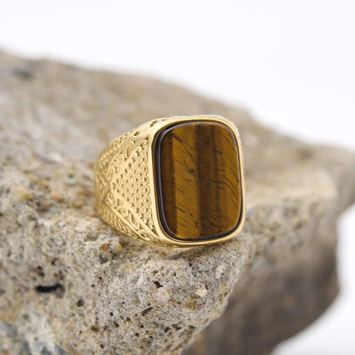 Stone Oval Signet Ring — dettaglio della stampa
