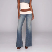 'The Classic' Y2K Low Waist Bootcut Jeans — dettaglio della stampa